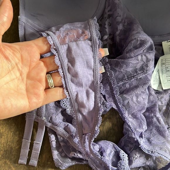 Forever 21 Teddy Lace lilac Lingerie bodysuit Sz-Small - Picture 9 of 14